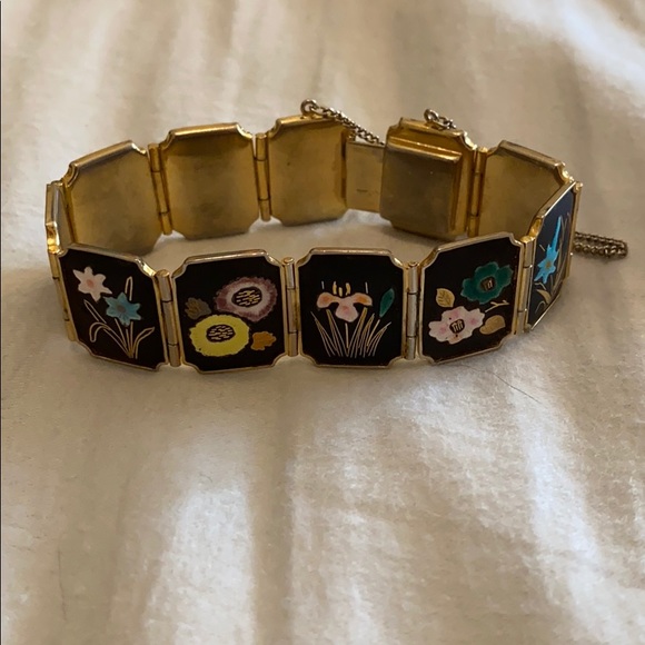 Jewelry - Bracelet